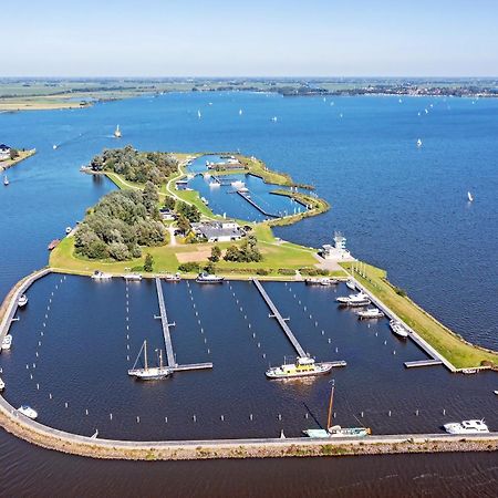 Welcome In - Houseboat 'Elysium' Met Eigen Aanlegsteiger Sneek - Offingawier エクステリア 写真